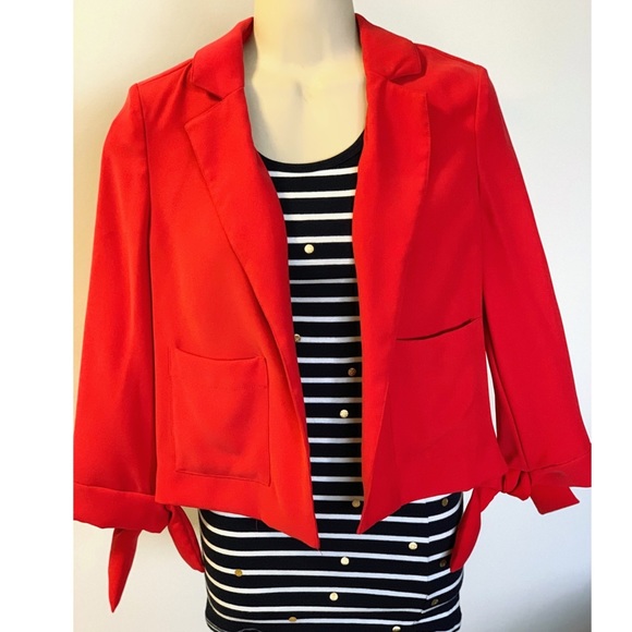 Ava Red Boxy Blazer - Picture 2 of 8